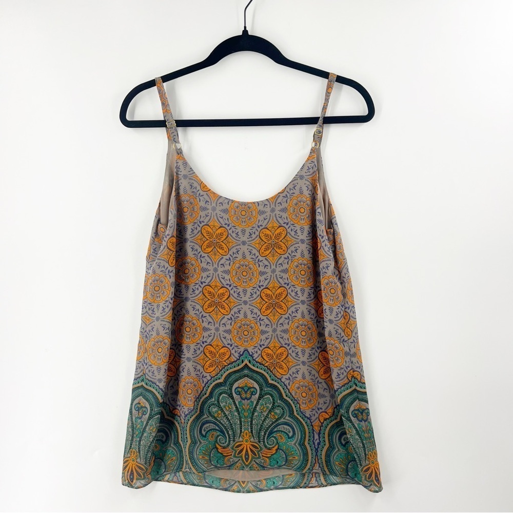 ✅ CABI #3082‎ Tank Top Arabesque Modern Cami Size S